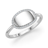 טבעת חותם אובלית משובצת יהלומים - זהב לבן BEST SELLER
