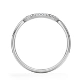 טבעת חותם אובלית משובצת יהלומים - זהב לבן BEST SELLER